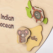 BusyKids Mapa del mundo de madera con figuras magnéticas de animales