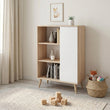 Cómoda FONDI de estilo loft con patas de madera