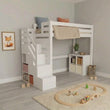 BusyKids LOFTI-MAX Cama alta de madera 90 × 200 cm con escalera de almacenaje